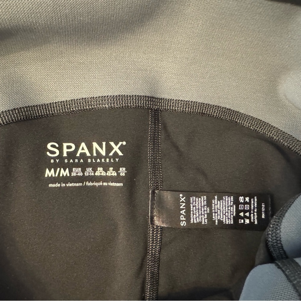 Like new black Spanx by Sara Blakeley. - Picture 3 of 3